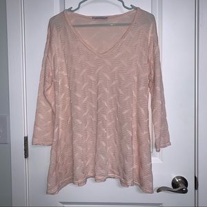 Women’s M Cut Loose Light Peach A-Line 3/4 Sleeve Textured Burnout Top